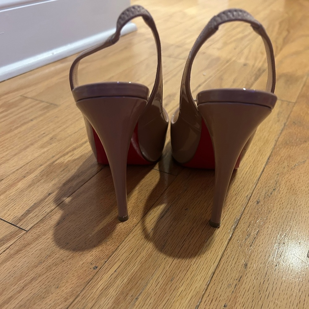 Christian Louboutin No Prive 120 Patent Nude Heels Size 37.5 - Picture 4 of 9